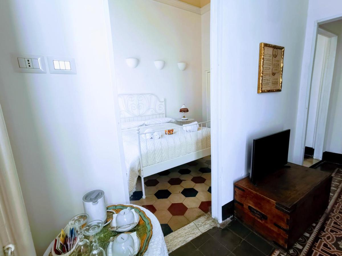 Fera O' Luni Bed & Breakfast Catania Ngoại thất bức ảnh
