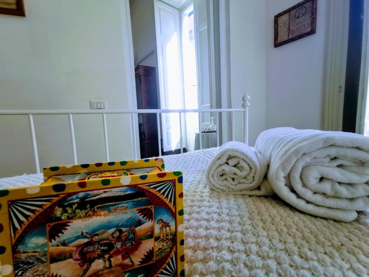 Fera O' Luni Bed & Breakfast Catania Ngoại thất bức ảnh